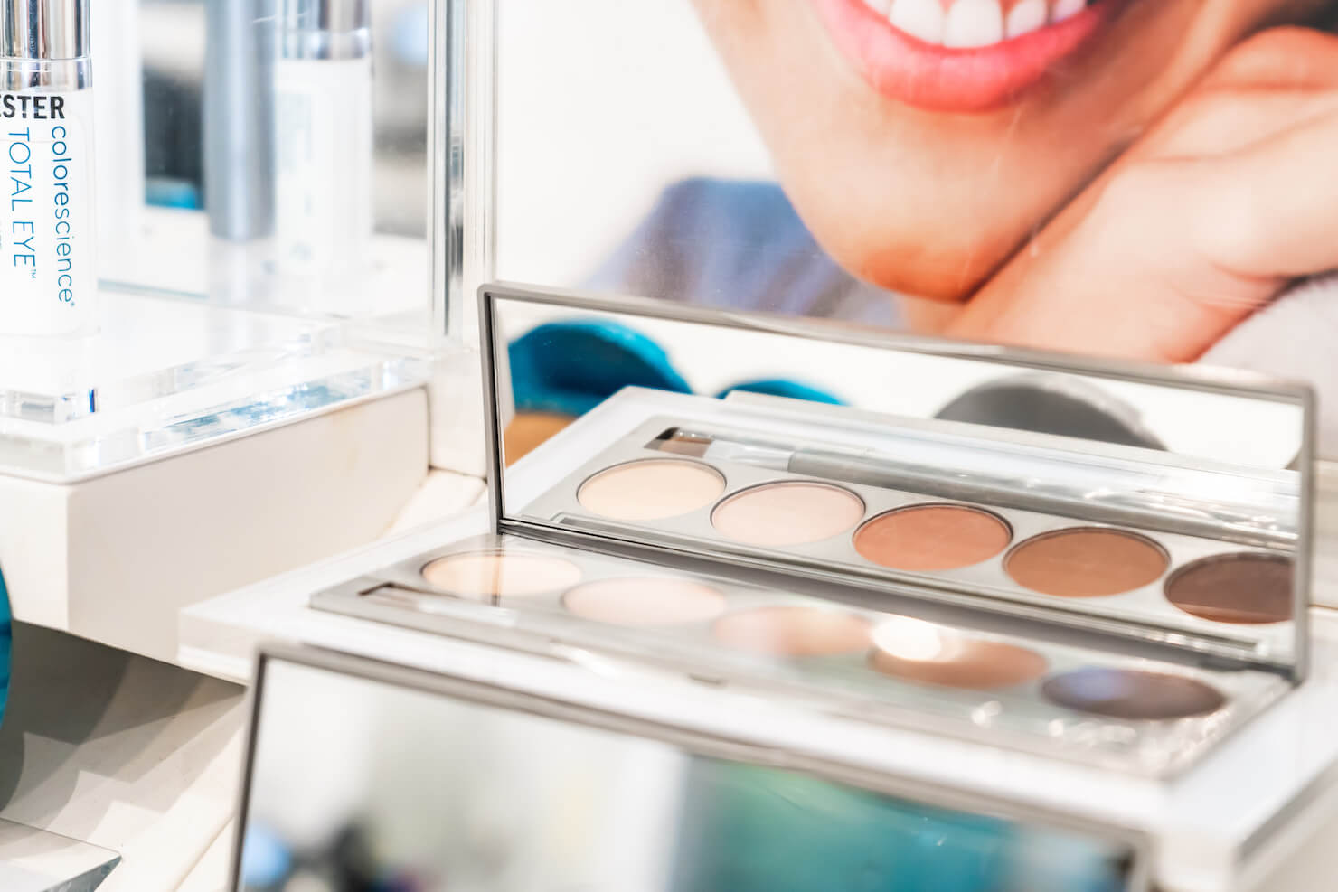 Colorescience mineral corrector palette makeup in surrey - tester product