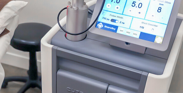 englighten laser machine for tattoo removal and pigment skin treatments or rejuventation